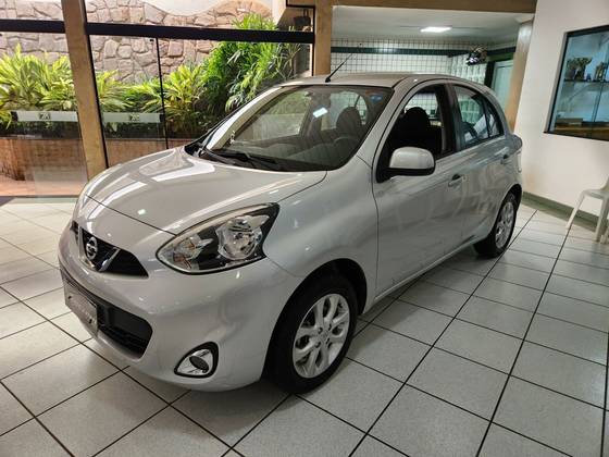 NISSAN MARCH 1.6 SV 16V FLEX 4P XTRONIC